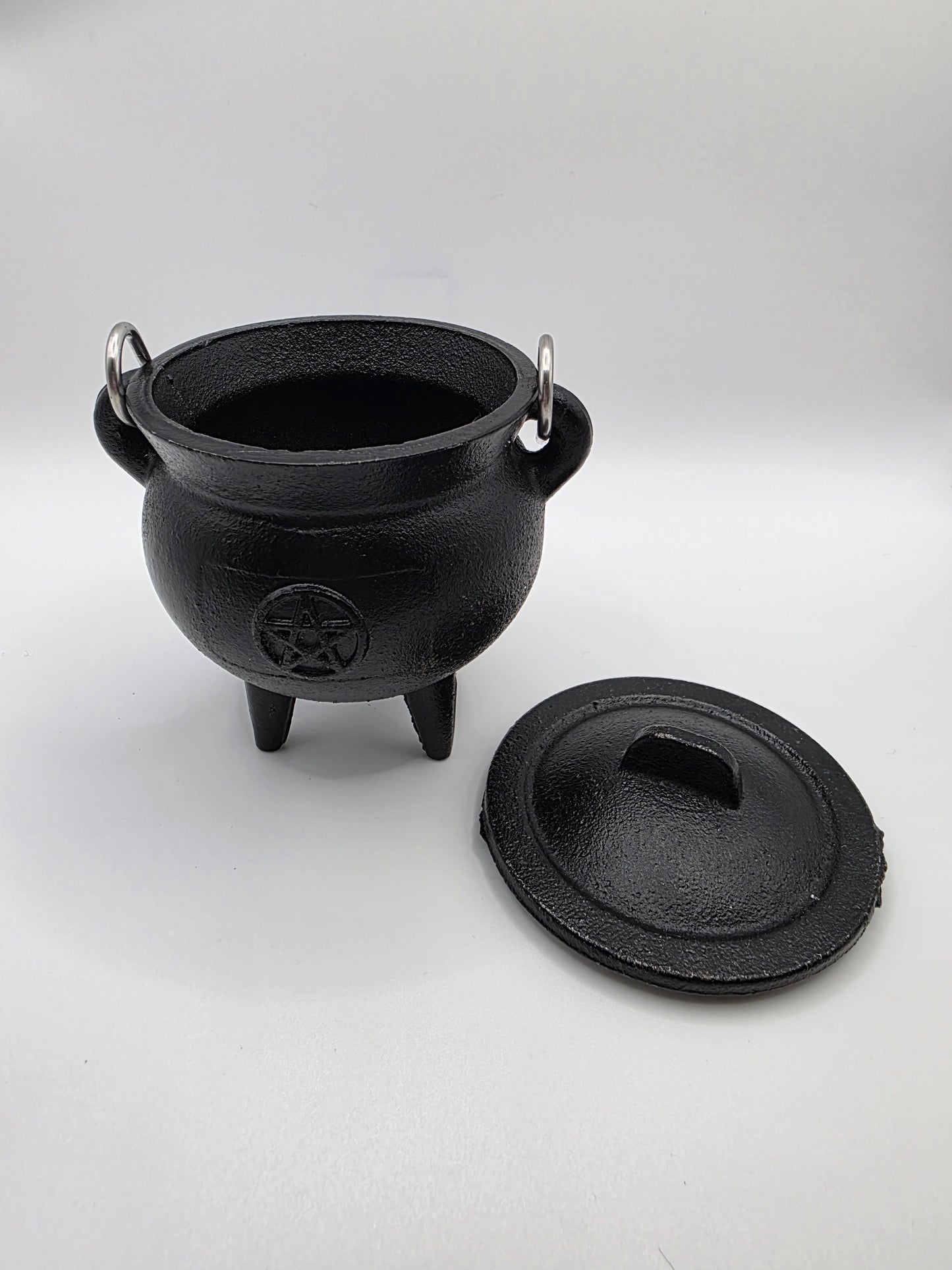 Cast Iron Cauldron with Lid & Handle β Triple Moon or Pentacle