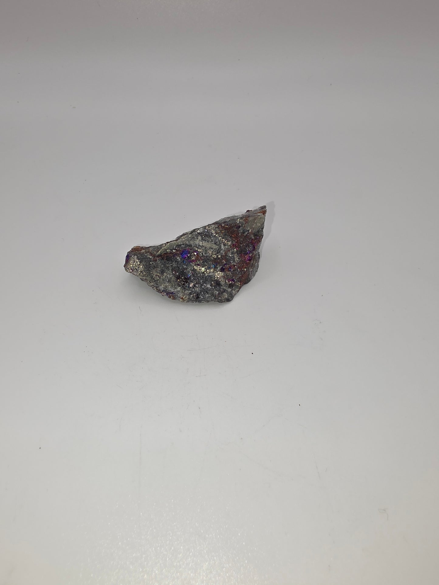 Raw Iridescent Chalcopyrite Specimen – Peacock Ore Sparkle (24g | 5cm)