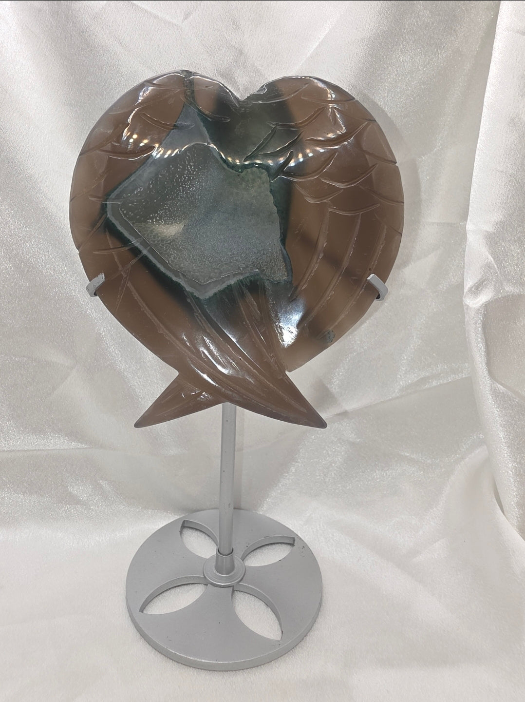 Agate Heart Wings on Silver Stand – 20cm Statement Piece
