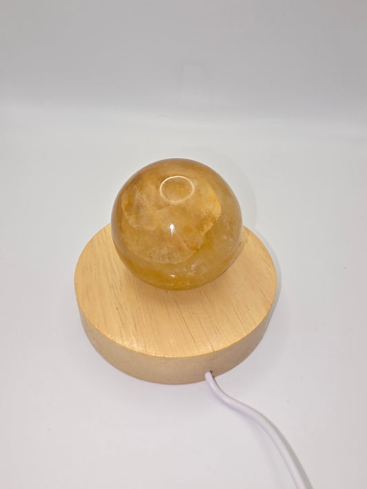 Golden Healer Quartz Sphere – 304g