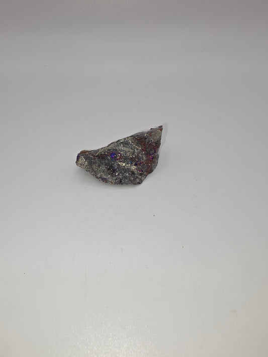 Raw Iridescent Chalcopyrite Specimen – Peacock Ore Sparkle (24g | 5cm)