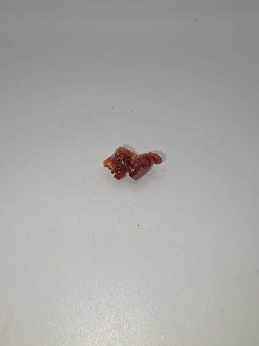Mini Vanadinite Crystal Cluster – Motivation & Focus (7g | 2.5cm)