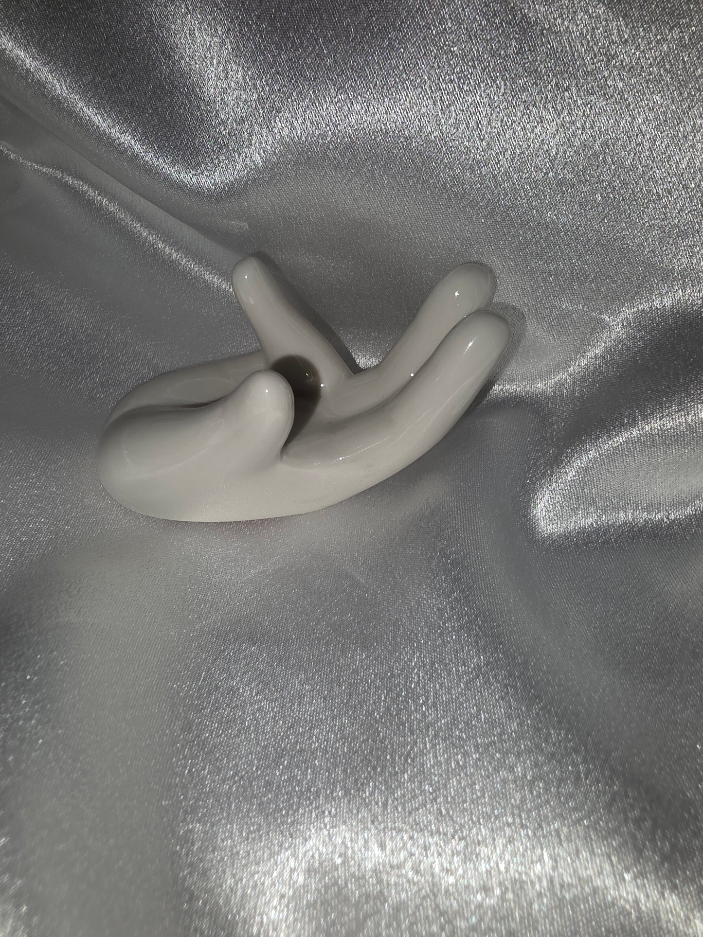 Ceramic Hand Sphere Holder – Sphere Not Included