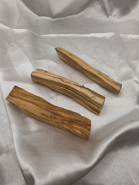 Palo Santo Stick – Cleansing • Protection • Energy Clearing