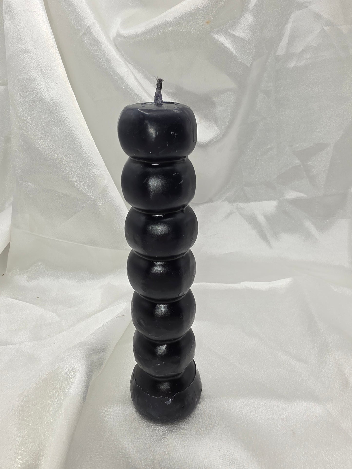 7-Knob Ritual Candle – Red or Black | 7-Day Spellwork • Protection • Passion