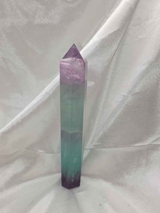 Fluorite “Calm & Clarity” Tower – 20.5cm Tall
