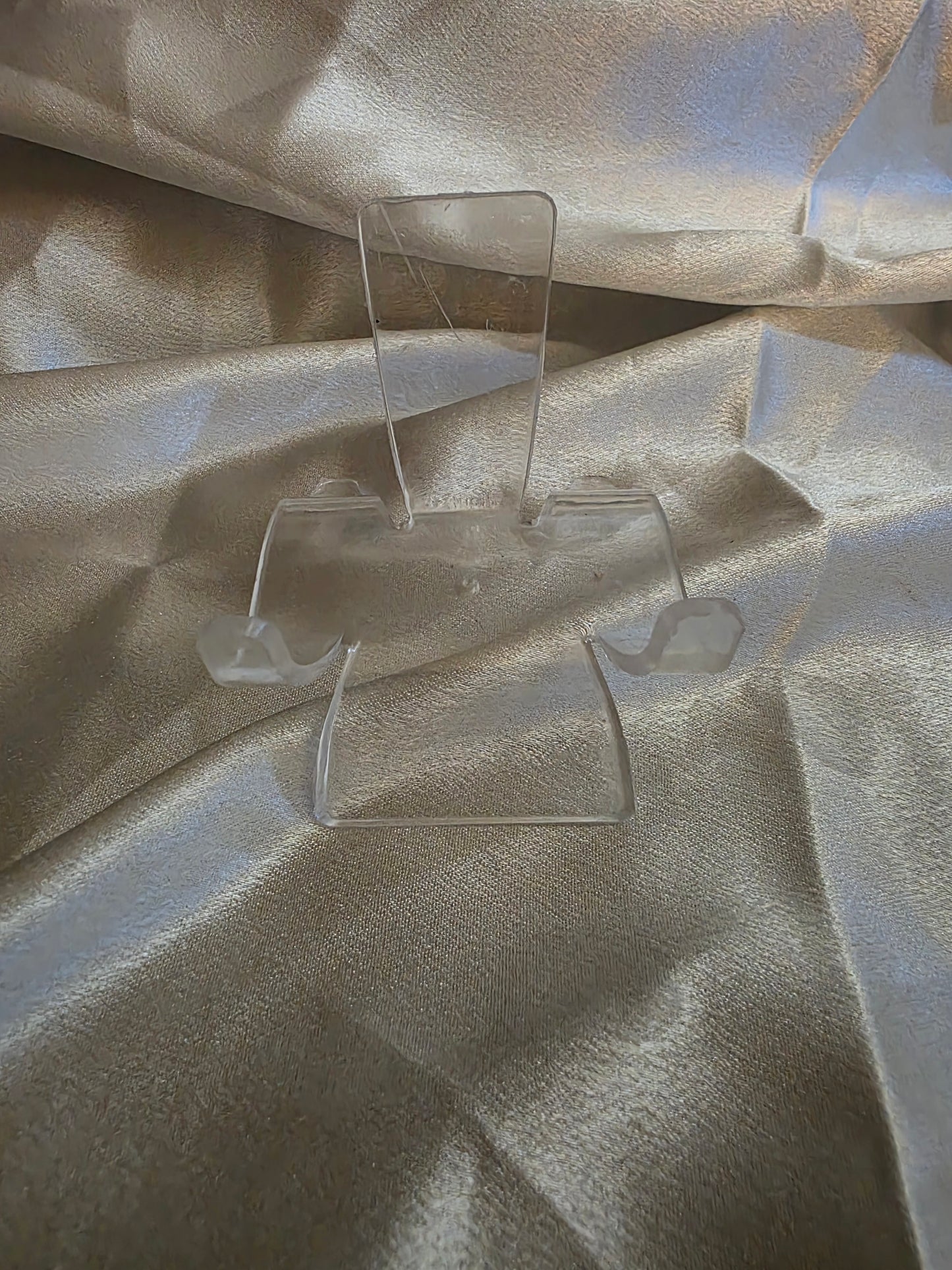 Clear Acrylic Crystal Stands – Small, Medium & Large